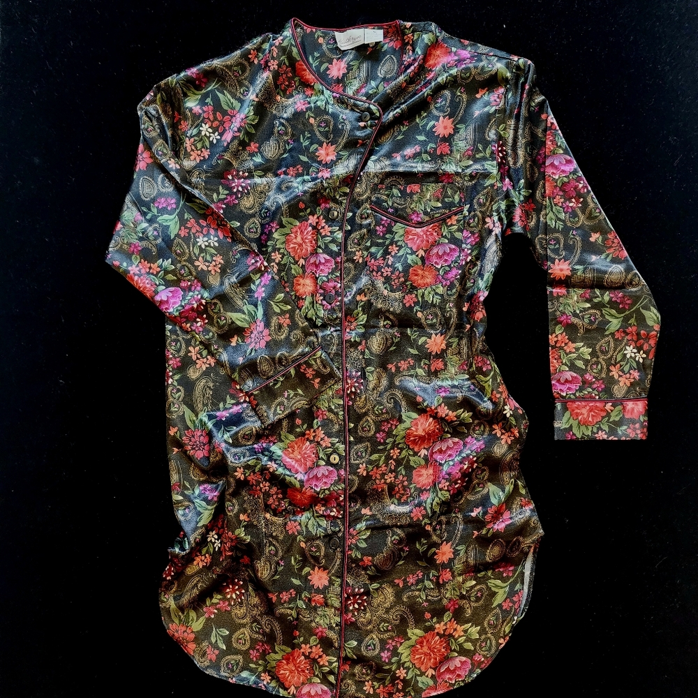 ELEGANT KATHRYN SLEEP SHIRT